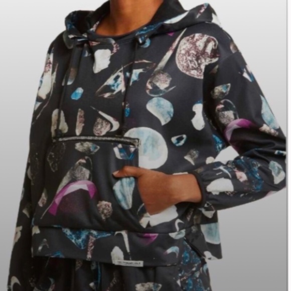 Nike Tops - NWT Nike Dri-Fit Pullover Basketball Hoodie